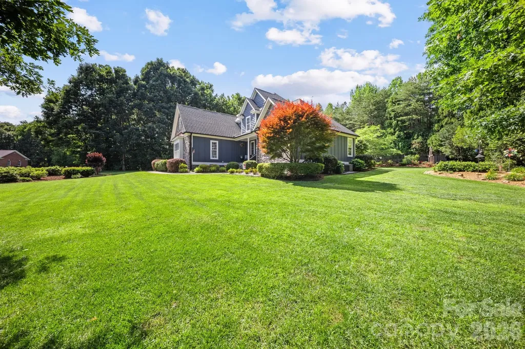 1311 Oak Grove Lane Salisbury NC 28146