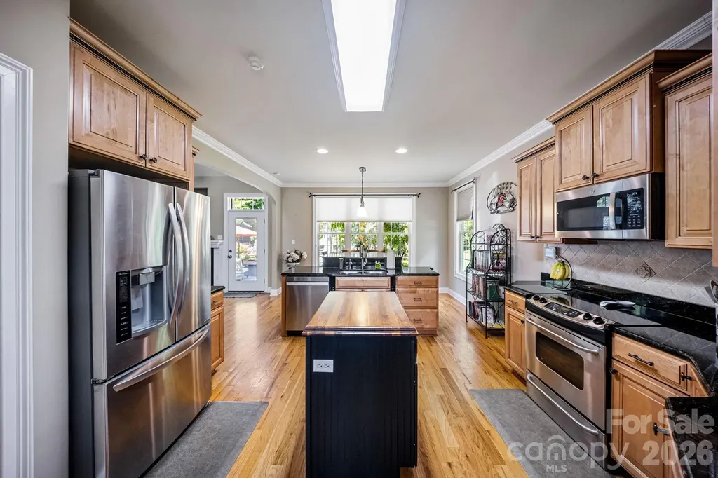 1311 Oak Grove Lane Salisbury NC 28146