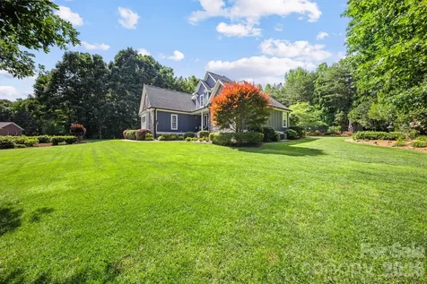 1311 Oak Grove Lane Salisbury NC 28146