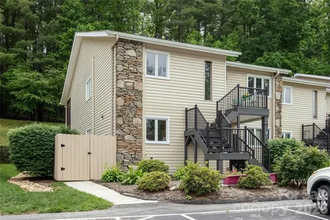 580 Britton Creek Drive Hendersonville NC 28791