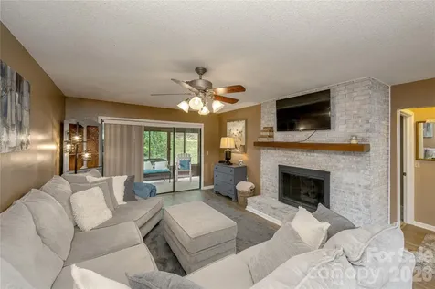 580 Britton Creek Drive Hendersonville NC 28791
