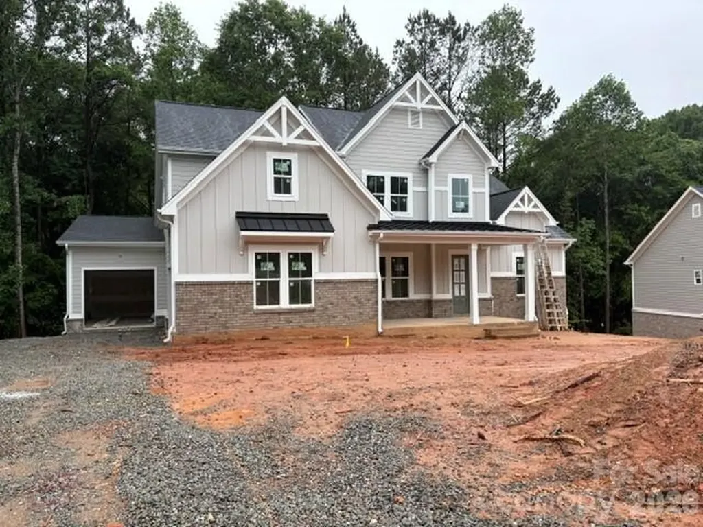 179 Chaska Loop Troutman NC 28166