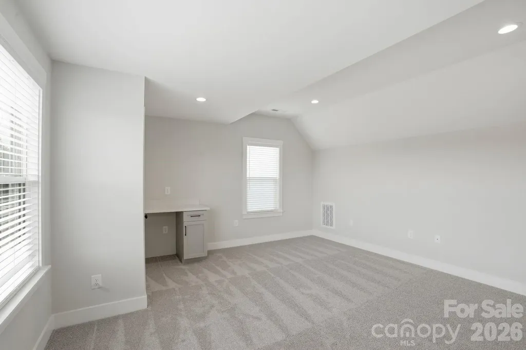 19028 Newburg Hill Road Davidson NC 28036