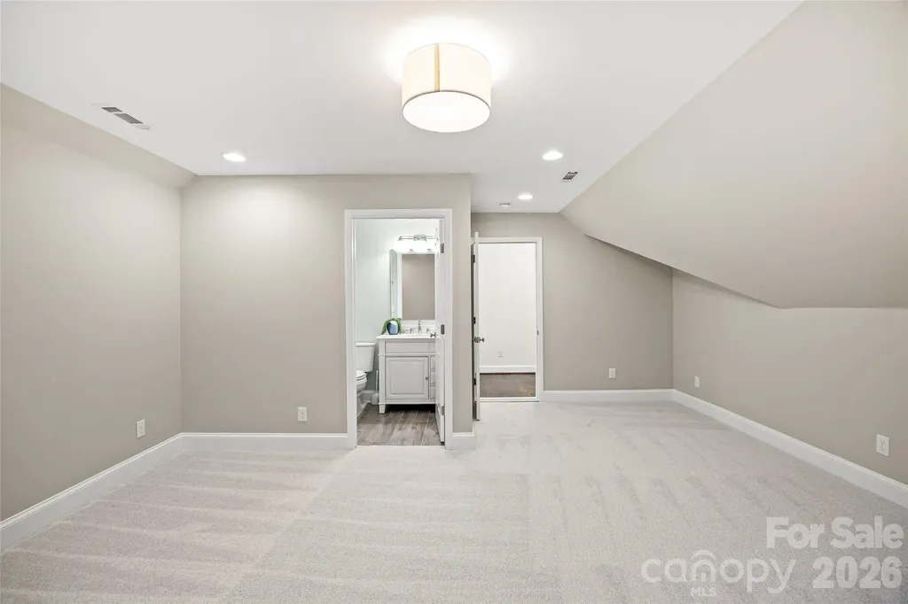 2022 Springdale Avenue Charlotte NC 28203