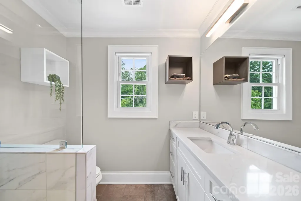 241 Wakefield Drive Charlotte NC 28209
