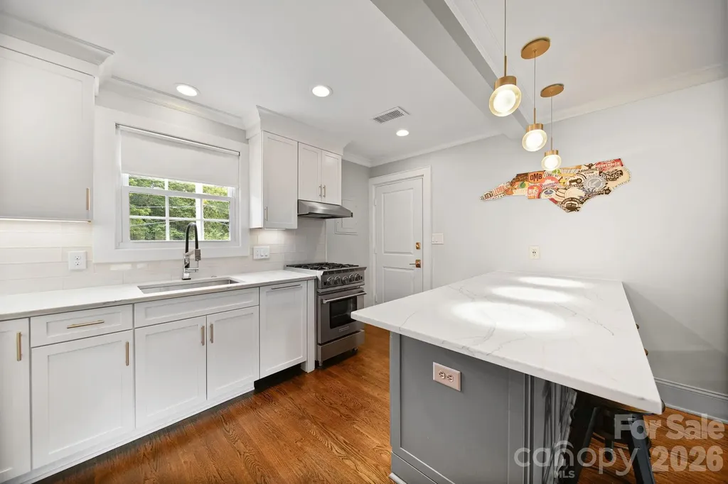 241 Wakefield Drive Charlotte NC 28209