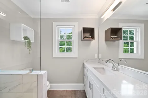 241 Wakefield Drive Charlotte NC 28209
