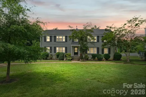 241 Wakefield Drive Charlotte NC 28209