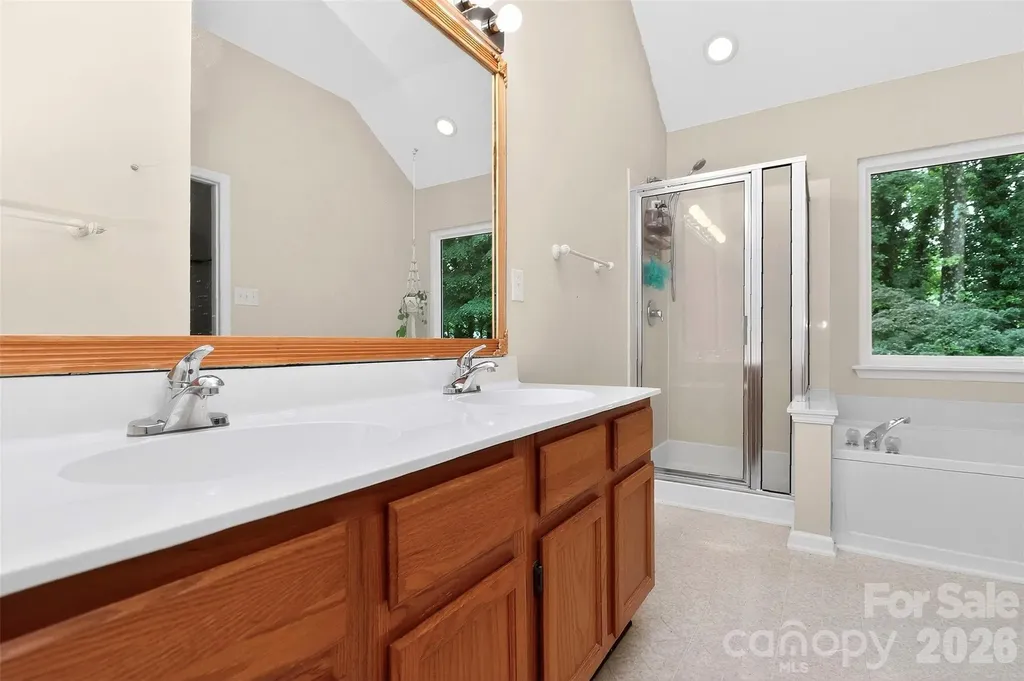 3600 Briarthorne Drive Charlotte NC 28269