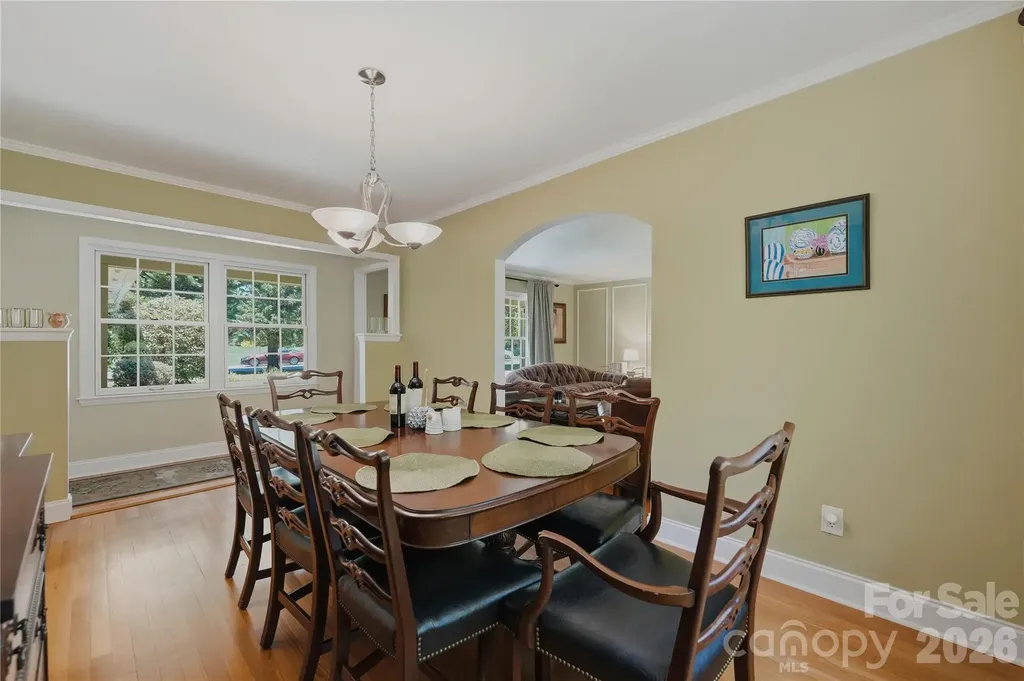 6014 Glenridge Road Charlotte NC 28211