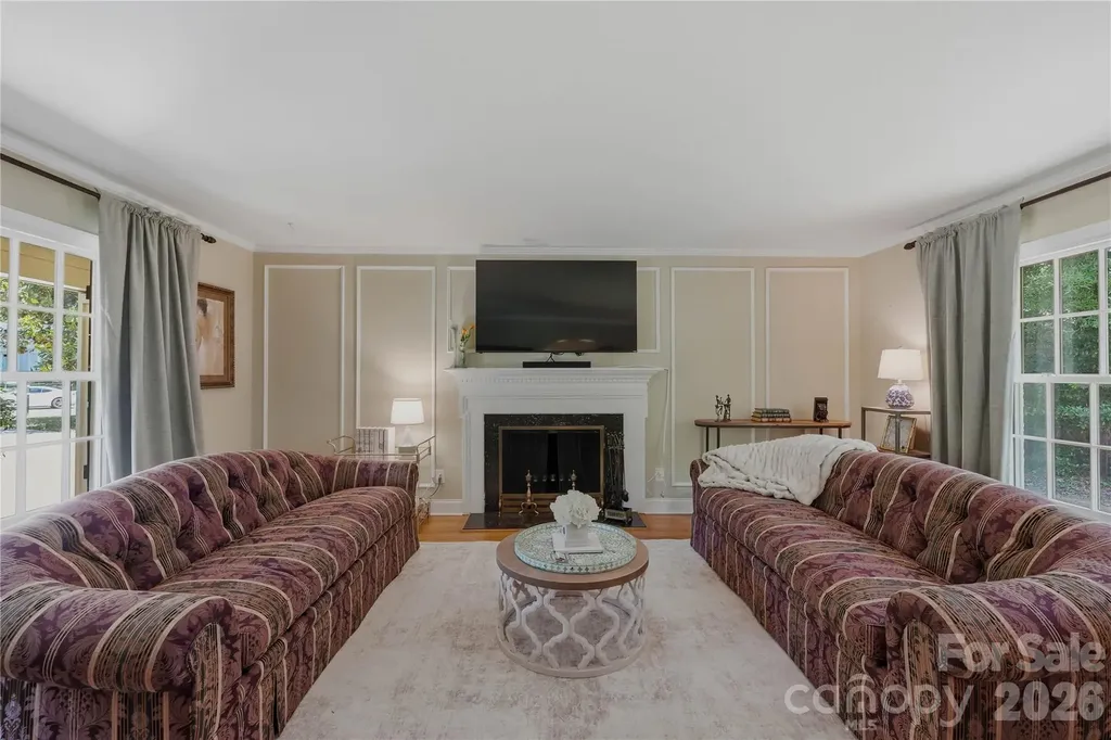 6014 Glenridge Road Charlotte NC 28211