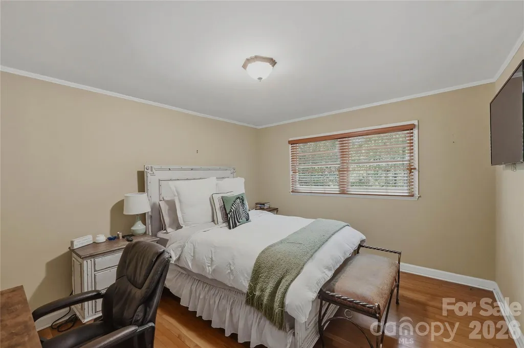 6014 Glenridge Road Charlotte NC 28211