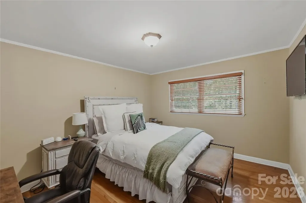 6014 Glenridge Road Charlotte NC 28211