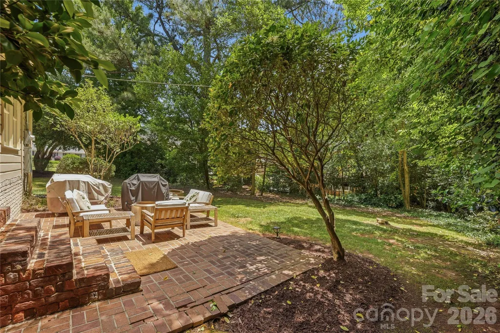 6014 Glenridge Road Charlotte NC 28211