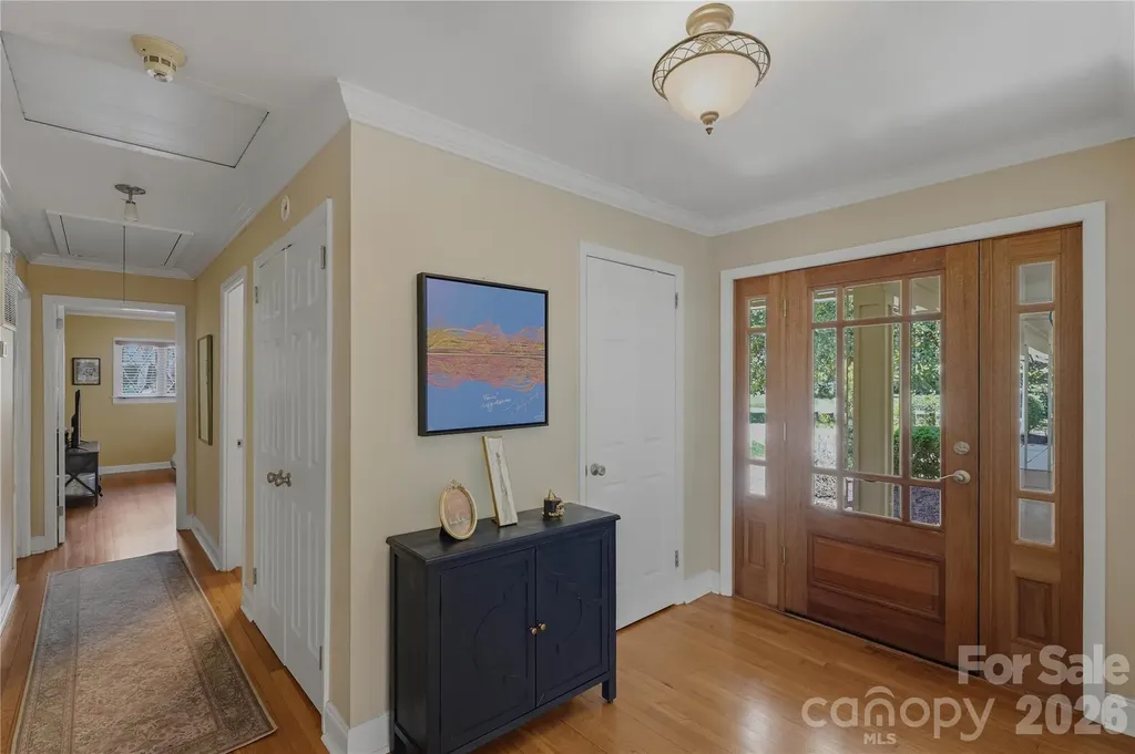 6014 Glenridge Road Charlotte NC 28211