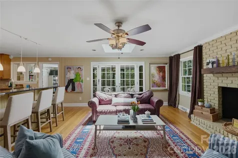 6014 Glenridge Road Charlotte NC 28211