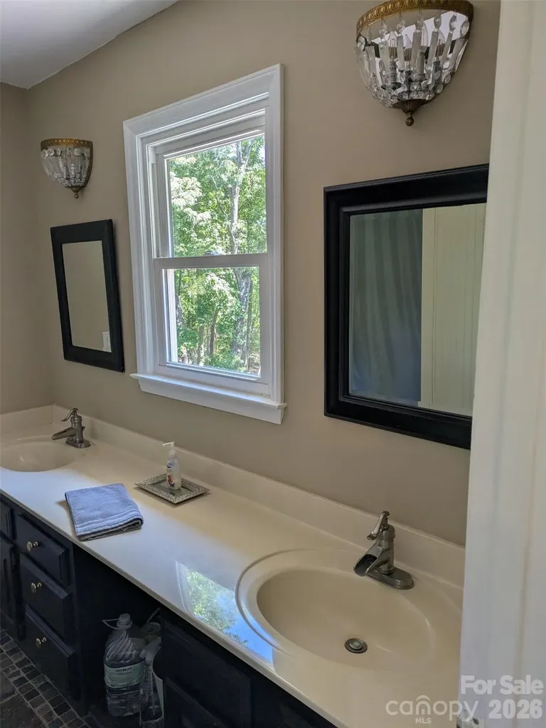 675 Fox Run Lane Tryon NC 28782
