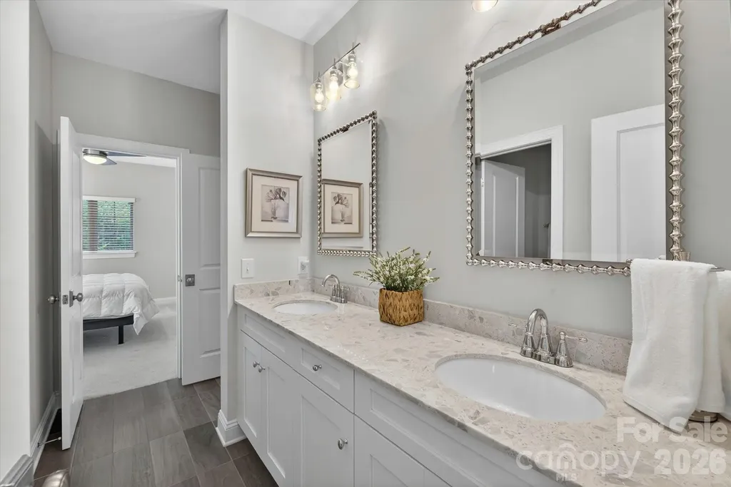 5139 Providence Retreat Lane Charlotte NC 28270