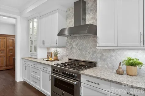 5139 Providence Retreat Lane Charlotte NC 28270