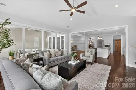 5139 Providence Retreat Lane Charlotte NC 28270
