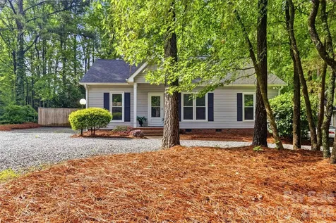 325 Enchanted Drive Matthews NC 28104