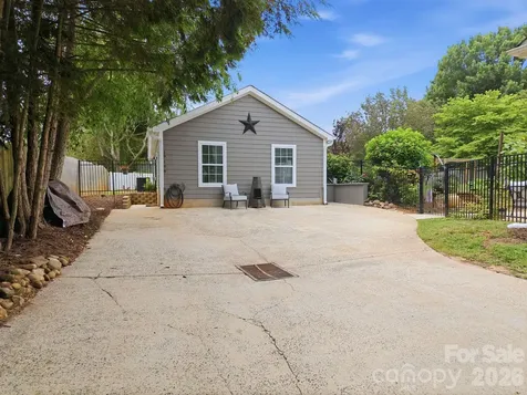 19147 Brookgreen Garden Place Cornelius NC 28031