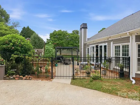 19147 Brookgreen Garden Place Cornelius NC 28031