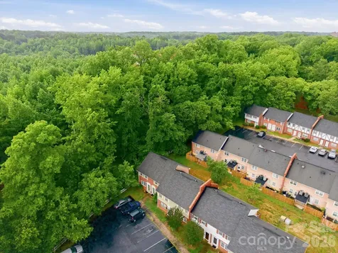 1300 Larchmont Place Salisbury NC 28144