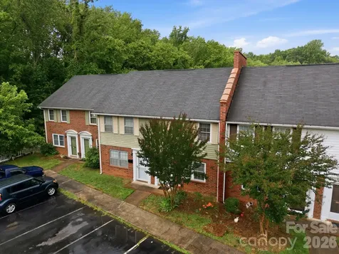 1300 Larchmont Place Salisbury NC 28144
