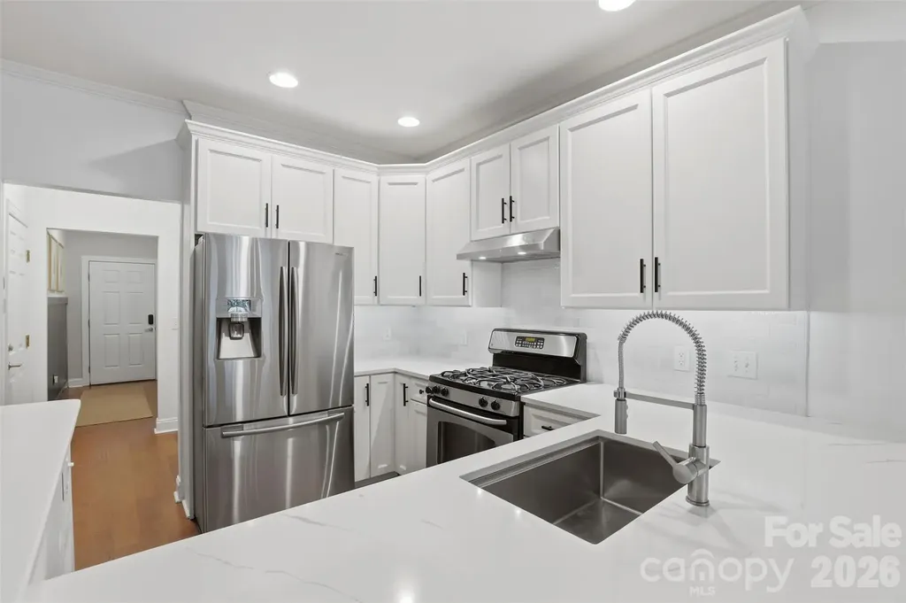 4613 Dabney Vigor Drive Charlotte NC 28209
