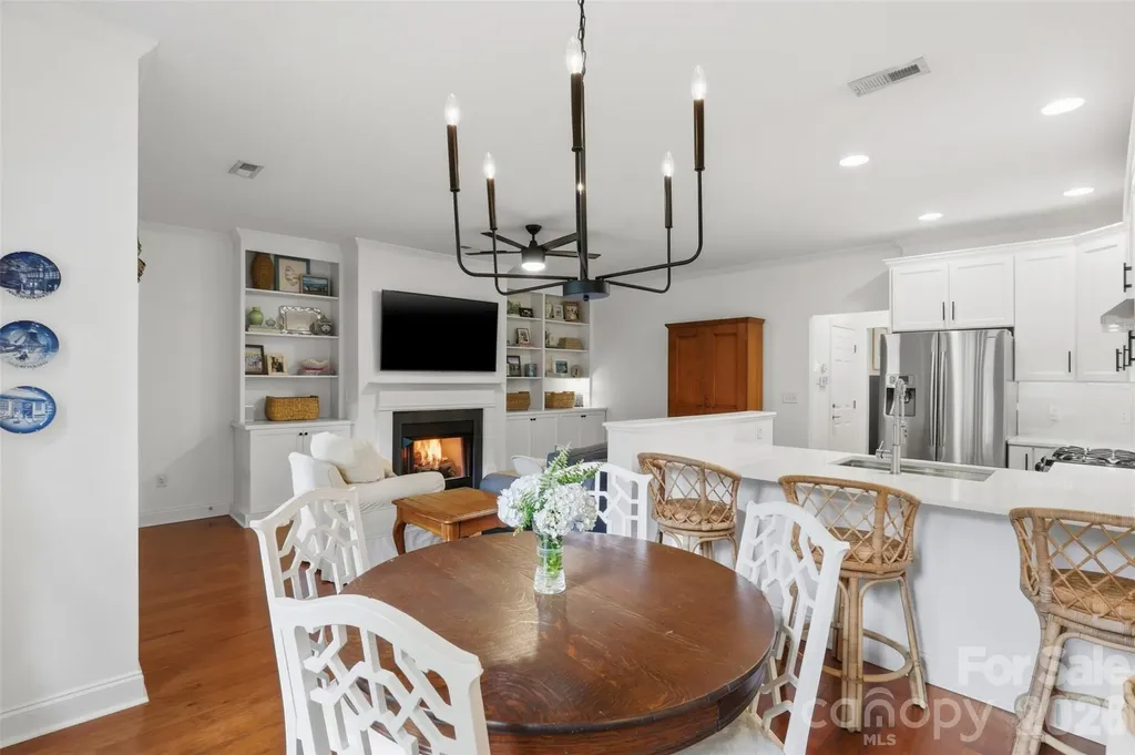 4613 Dabney Vigor Drive Charlotte NC 28209