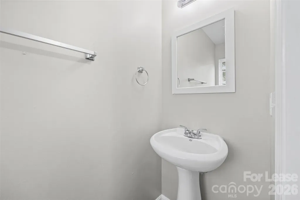 5194 Brooktree Drive Charlotte NC 28208