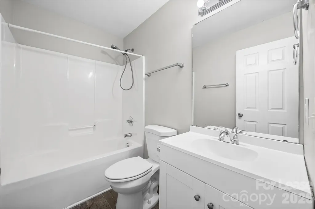5194 Brooktree Drive Charlotte NC 28208