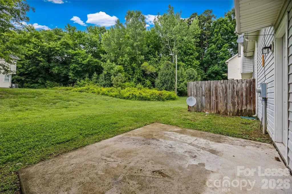 5194 Brooktree Drive Charlotte NC 28208