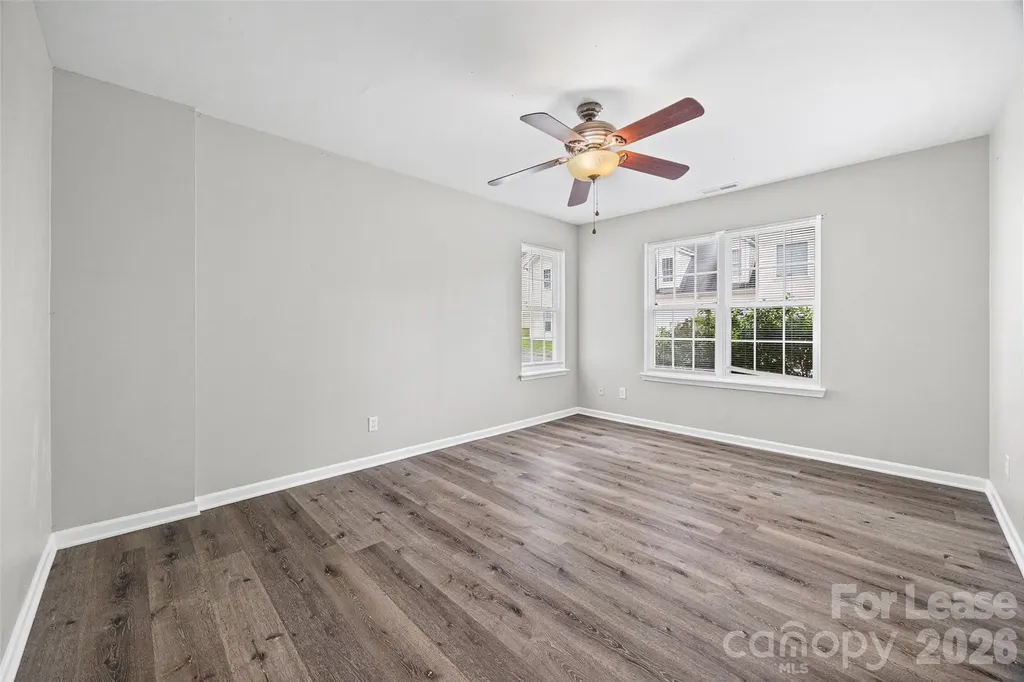 5194 Brooktree Drive Charlotte NC 28208