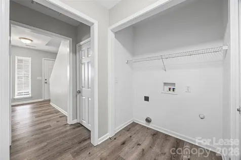 5194 Brooktree Drive Charlotte NC 28208