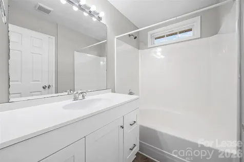 5194 Brooktree Drive Charlotte NC 28208