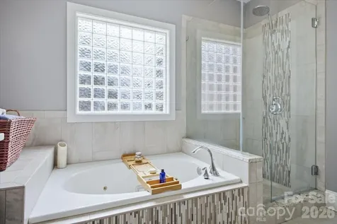 12665 Lindrick Lane Charlotte NC 28277