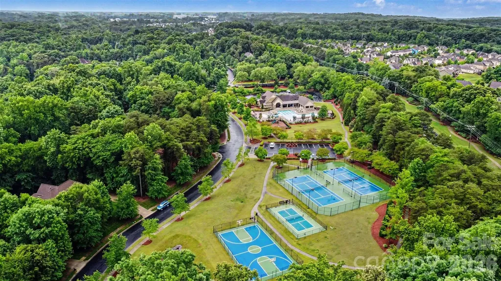 12826 Rusty Blackbird Way Charlotte NC 28278