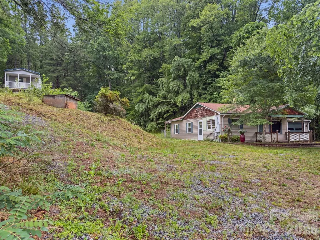 2346 Collettsville Road Lenoir NC 28645