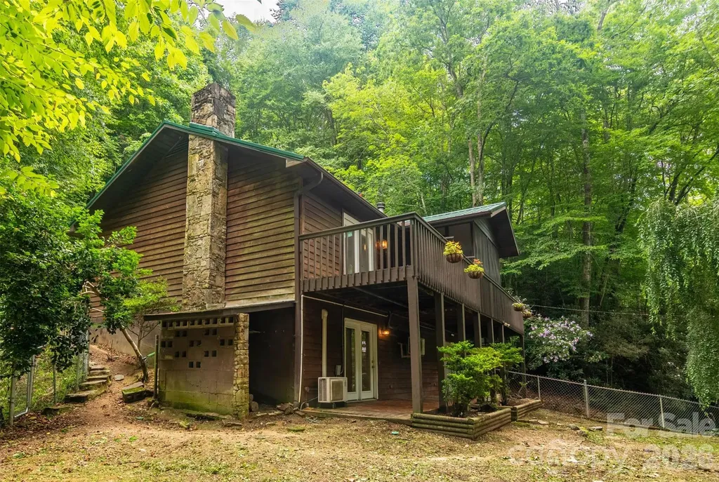4105 Pickens Highway Rosman NC 28772