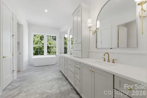 125 Randstone Court Charlotte NC 28211