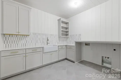 125 Randstone Court Charlotte NC 28211