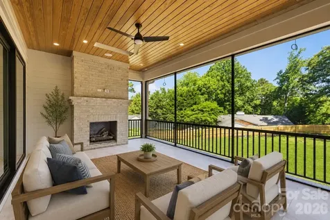 125 Randstone Court Charlotte NC 28211