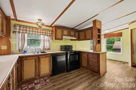 10882 Bowman Barrier Road Mount Pleasant NC 28124