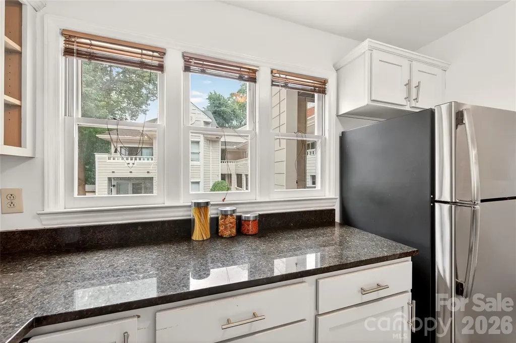 2715 Selwyn Avenue Charlotte NC 28209