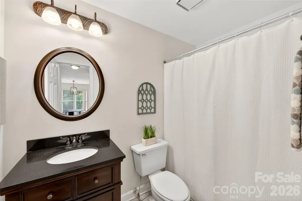 2715 Selwyn Avenue Charlotte NC 28209