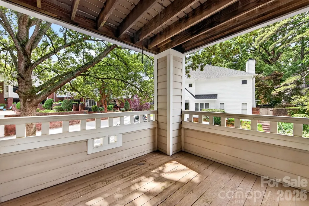 2715 Selwyn Avenue Charlotte NC 28209