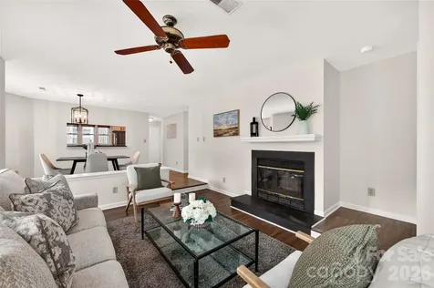 2715 Selwyn Avenue Charlotte NC 28209