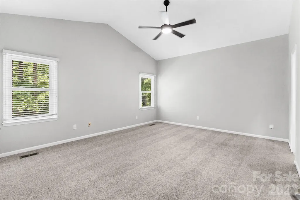 2001 Colony Hill Drive Charlotte NC 28214